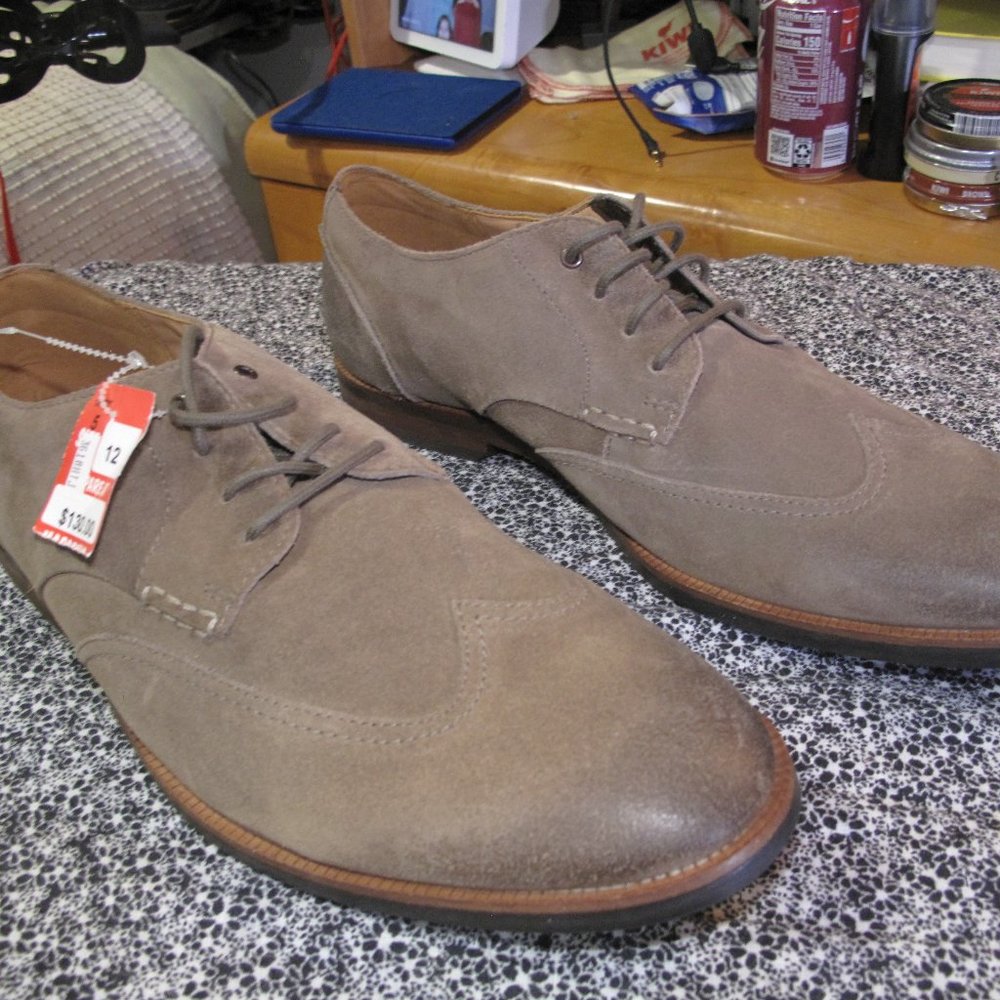 CLARKS MEN'S BROYD WING Sized 12